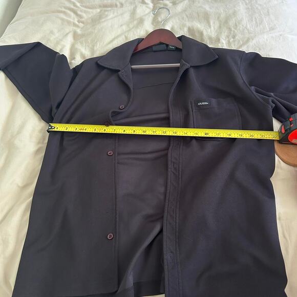 Black guess polyester button up - Picture 6 of 6